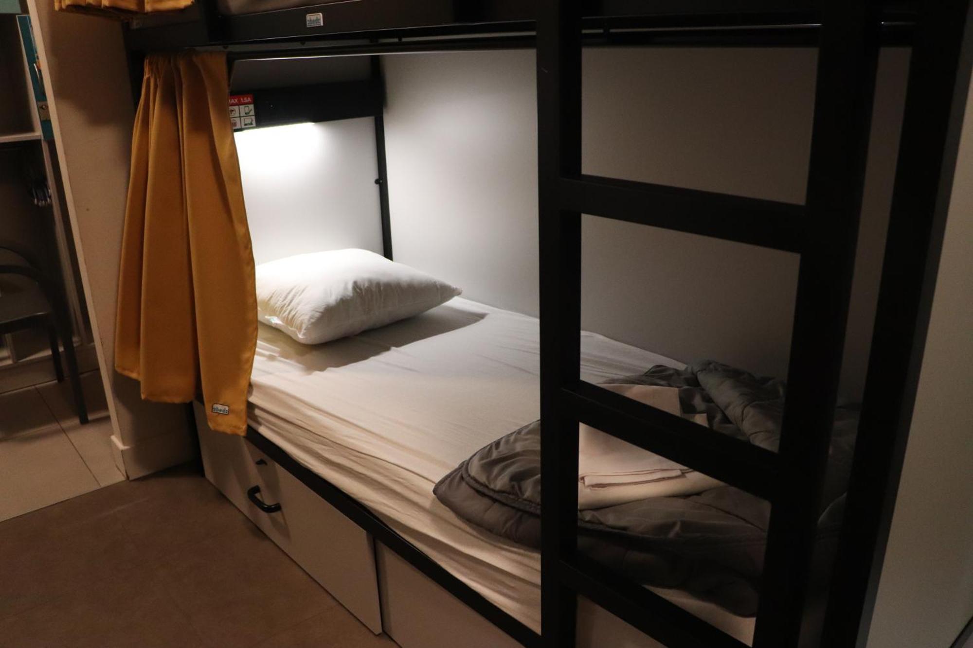 Hi Brussels Jacques Brel Hostel — Photos 1